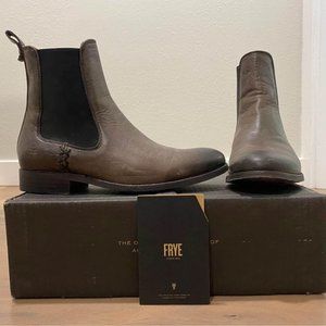 Frye Melissa Chelsea boots women’s size 6 slate (brown) color